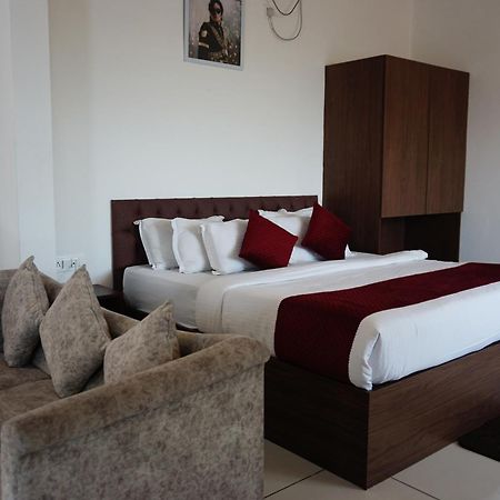 Vistar Resort & Hotels Kammasandra Exteriör bild